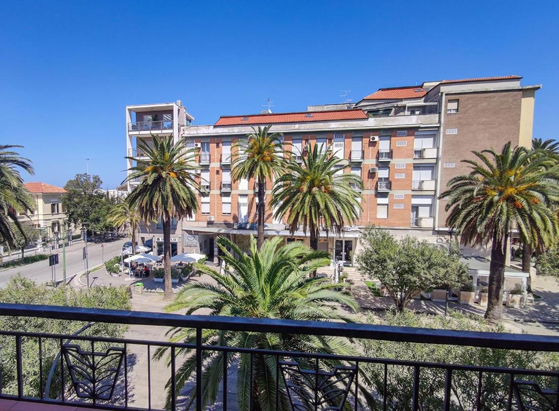 Centralissimo Quadrilocale Colombo San Benedetto del Tronto Eksteriør bilde